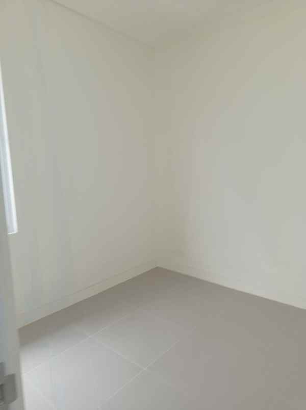 rumah mewah di dalam cluster bsb type pinewood