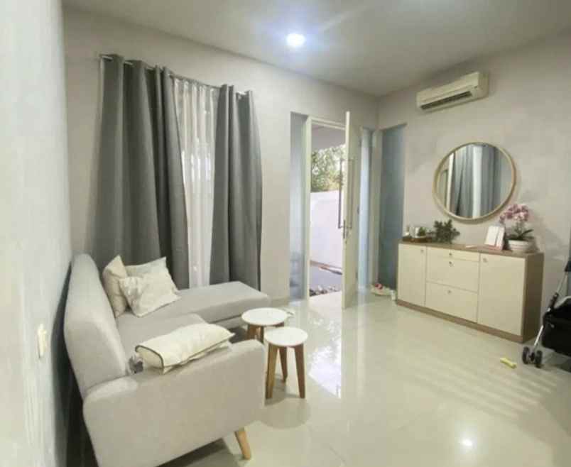 rumah mewah di komplek alam galaxy water terrace