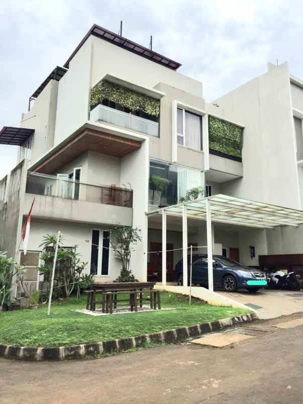 rumah mewah strategis di cilandak jakarta selatan
