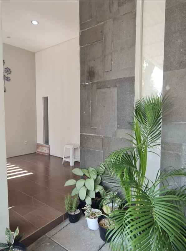 rumah minimalis di monticello royal residence shm