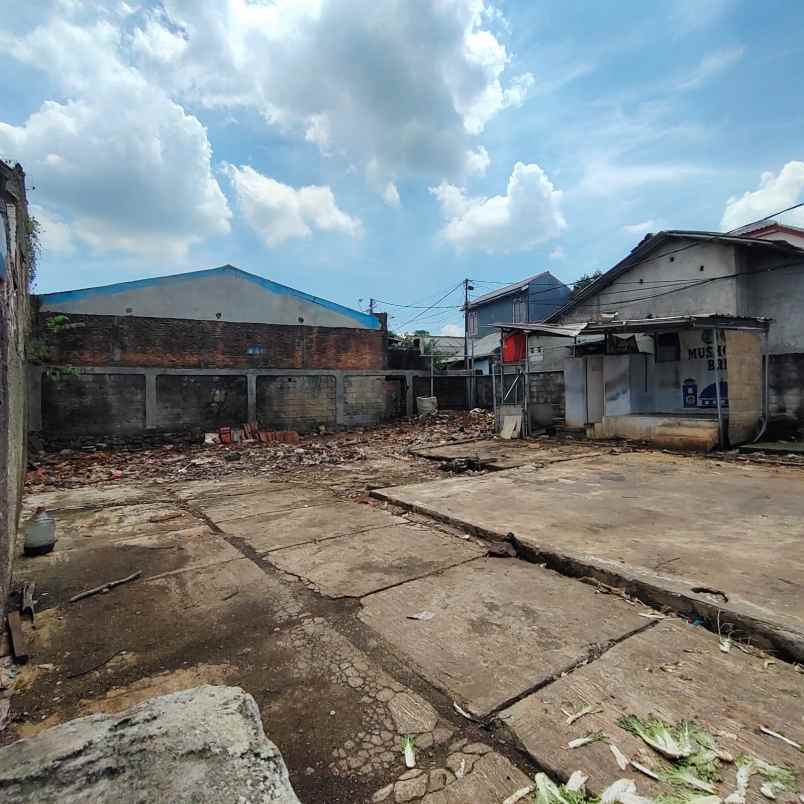 rumah modern tropis di mampang depok