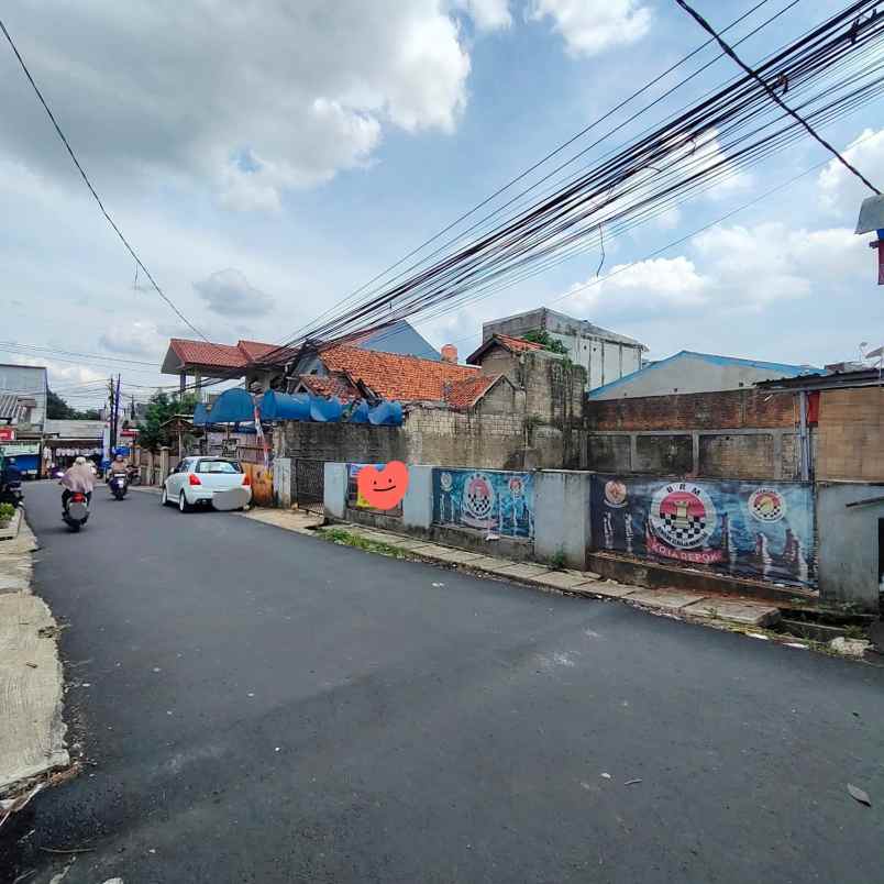rumah modern tropis di mampang depok