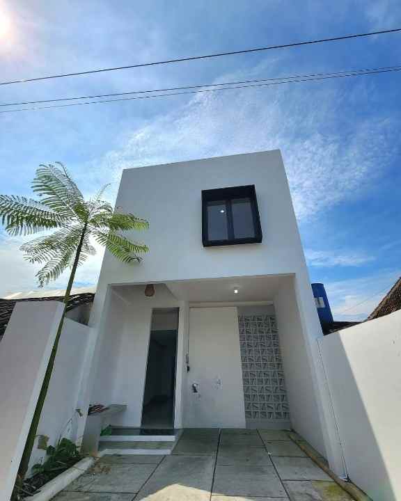 rumah murah minimalis 15 menit ke kampus ugm