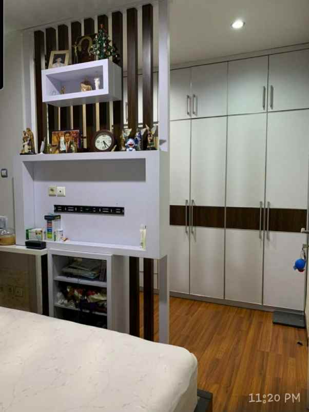 rumah mutiara puri kembangan