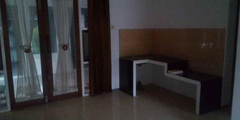 rumah ousponjolo semarang