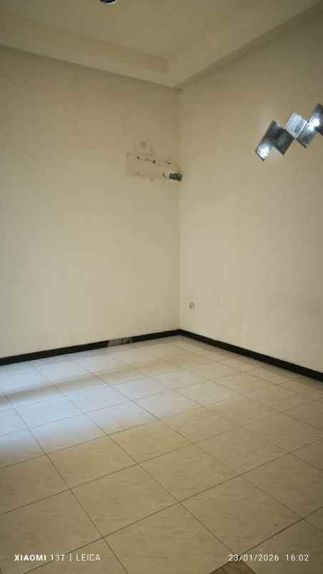 rumah pakuwon city strategis favorite