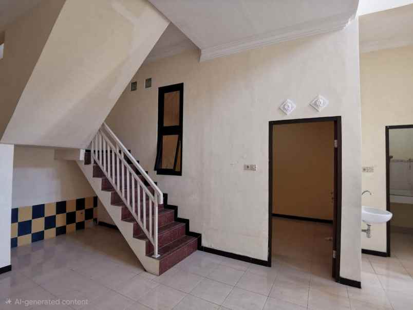 rumah pakuwon city strategis siap huni