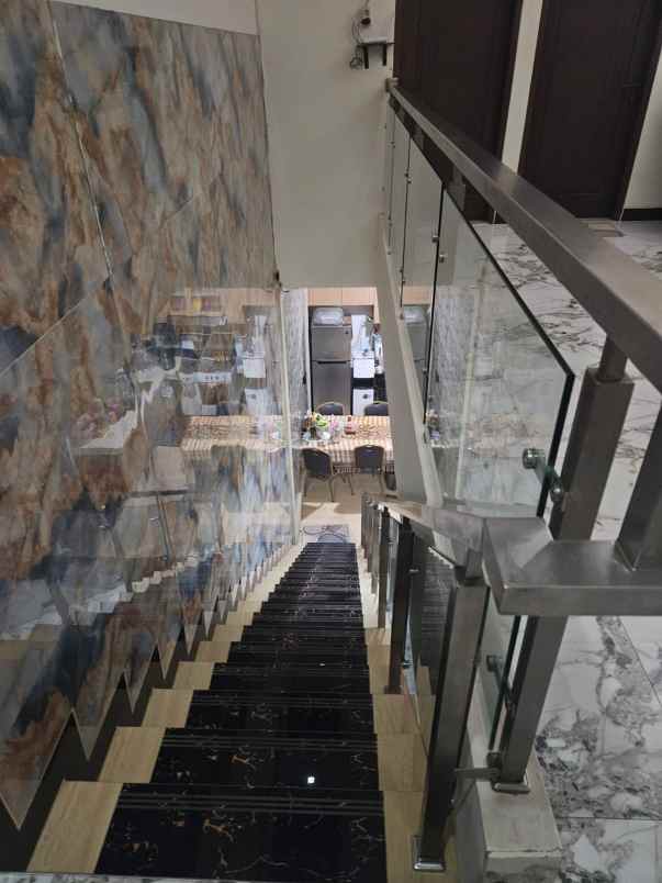 rumah premium cipinang elok 4 kt jalan lebar 12 meter