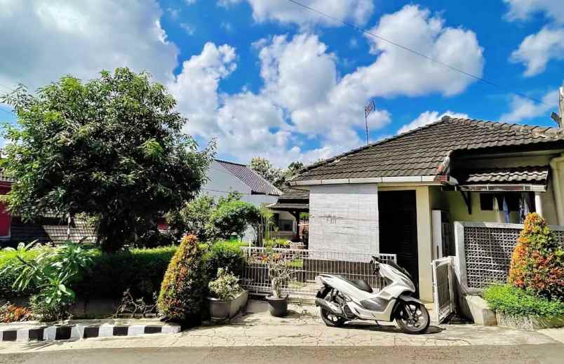 rumah ready di perum puri perdana banyumanik semarang