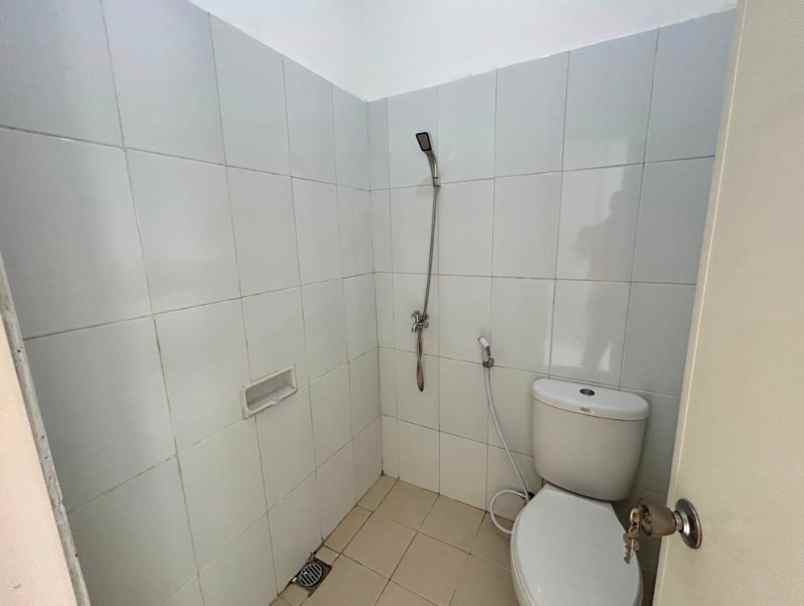 rumah renovasi siap huni di cendana residence pamulang