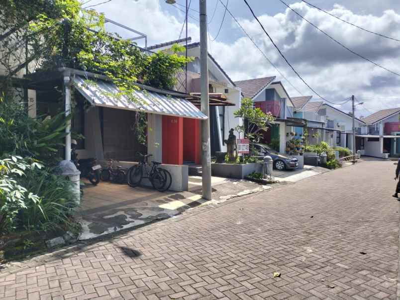 rumah sariwangi row jalan besar full furnished