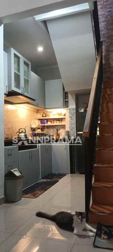rumah second cantik di pancoran mas depok 1 6 m ren