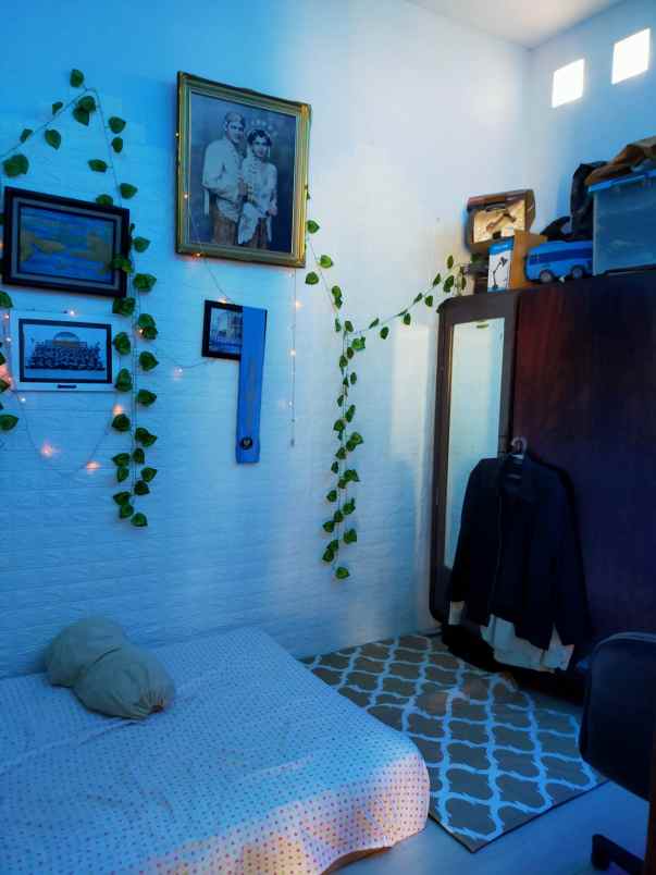 rumah second lahan luas di gandul depok