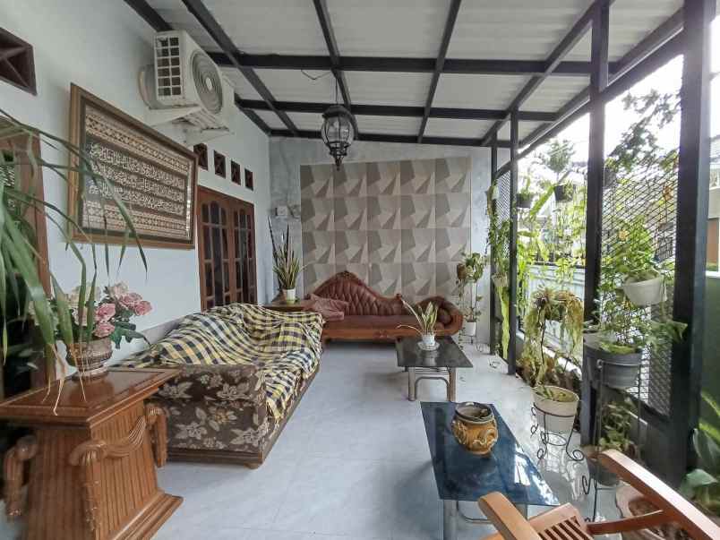 rumah second terawat di depok jaya pancoran mas depok