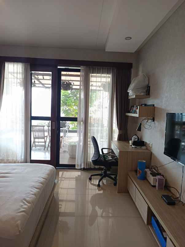 rumah serasa villa view kota bandung di bojongkoneng