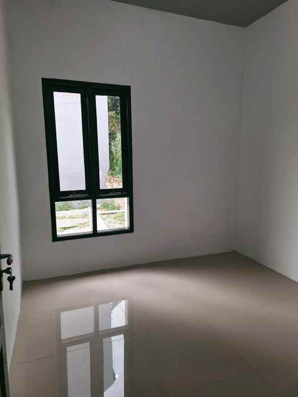 rumah siap huni bebas banjir di pinggiran kota bandung