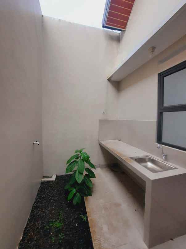 rumah siap huni cluster pocis serpong pamulang