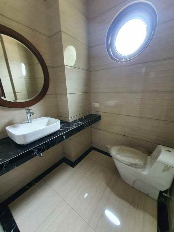 rumah siap huni di lenteng agung jaksel