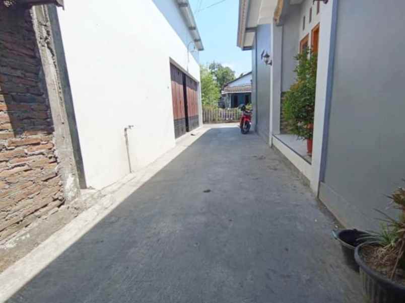 rumah siap huni strategis dekat uns solo