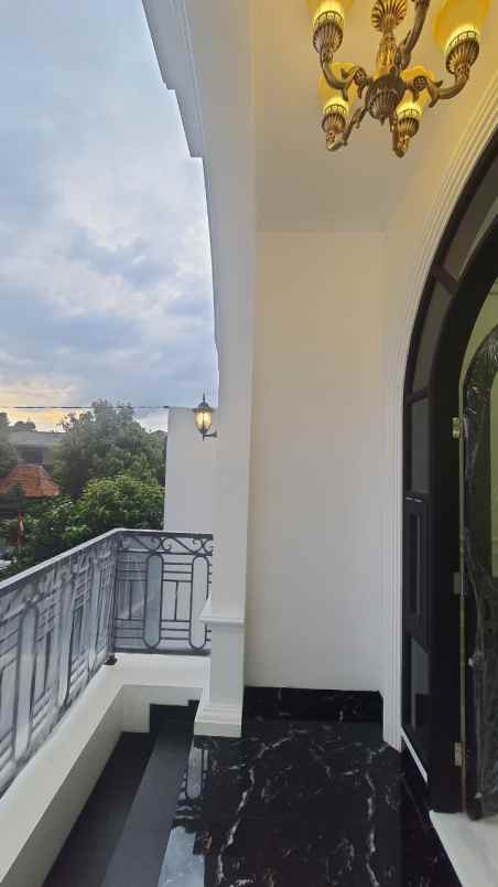 rumah srengseng sawah jagakarsa