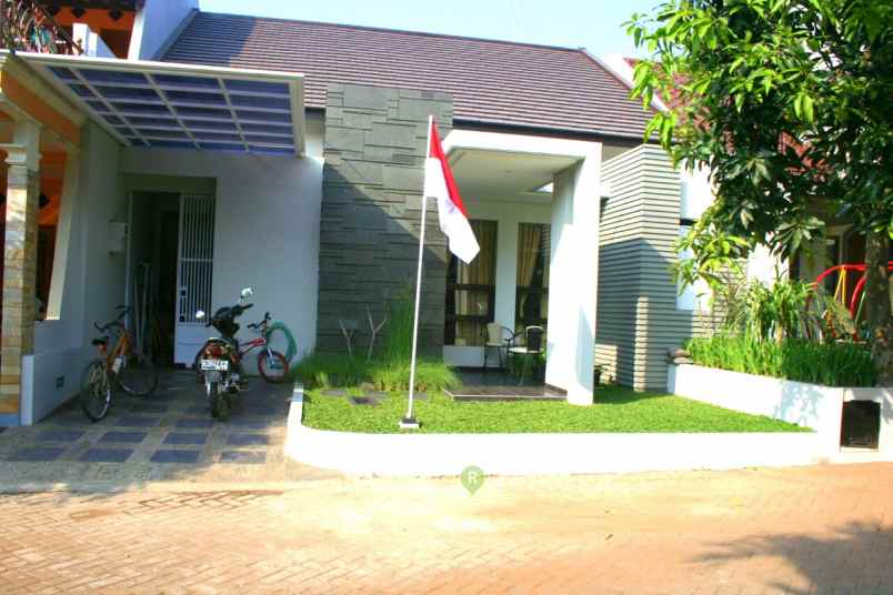 rumah srondol banyumanik semarang