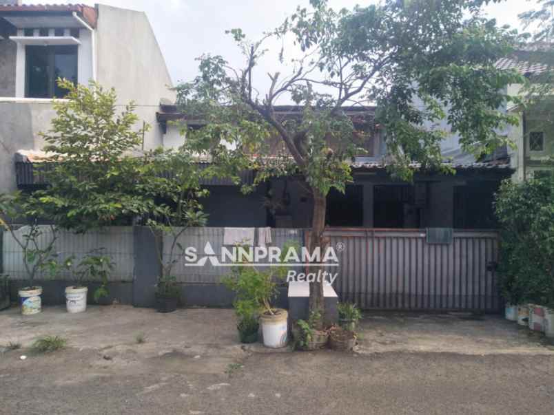 rumah strategis di perumnas depok 1 imelin