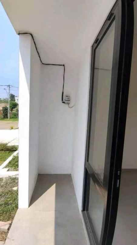 rumah strategis poros jalan raya provinsi pakis malang