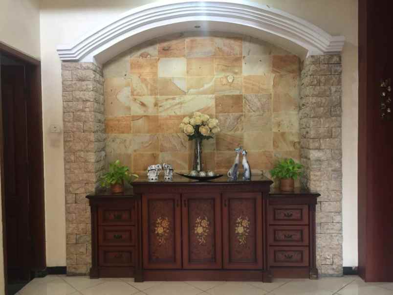 rumah sutorejo prima furnished 2 lantai