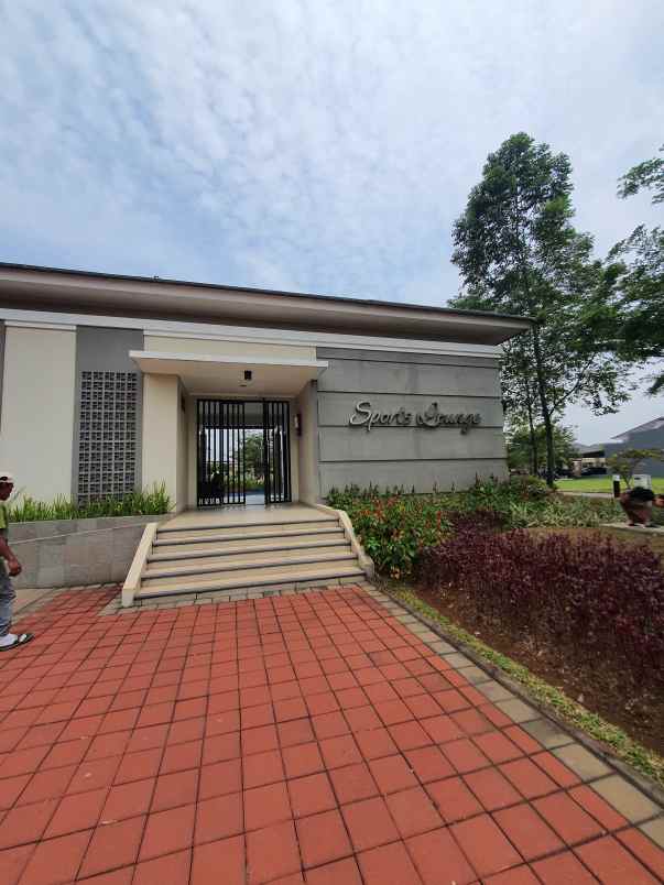 rumah suvarna sutera tangerang