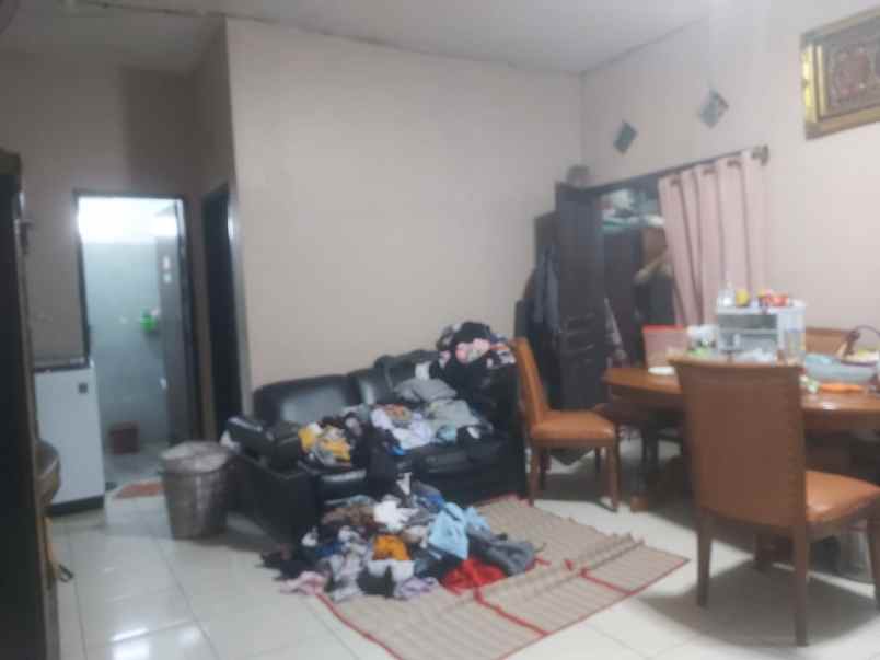 rumah tinggal dan kost an dekat borma margacinta