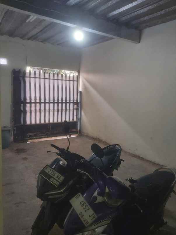 rumah tinggal dan kost an dekat borma margacinta