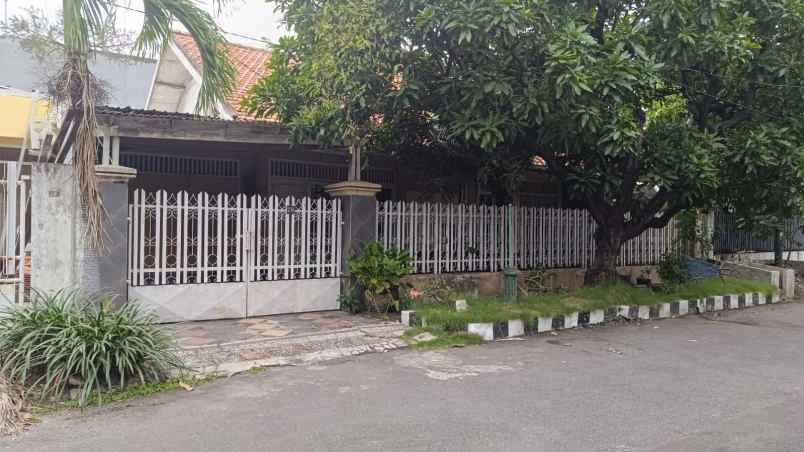 rungkut asri murah lebar 12