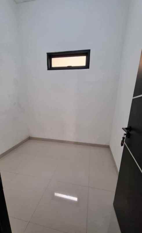 take over 80jt hook di cibinong bogor dekat stasiun ka