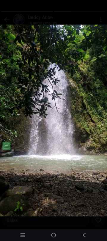 tanah dapat air terjun dan danau akses wisata subang