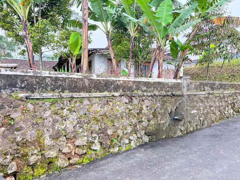 tanah datar 913m kawasan wisata kemuning karanganyar