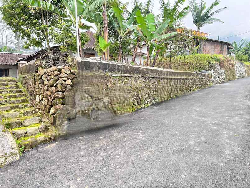 tanah datar 913m kawasan wisata kemuning karanganyar