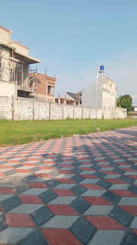 tanah jogja 3 menit kampus unriyo maguwoharjo