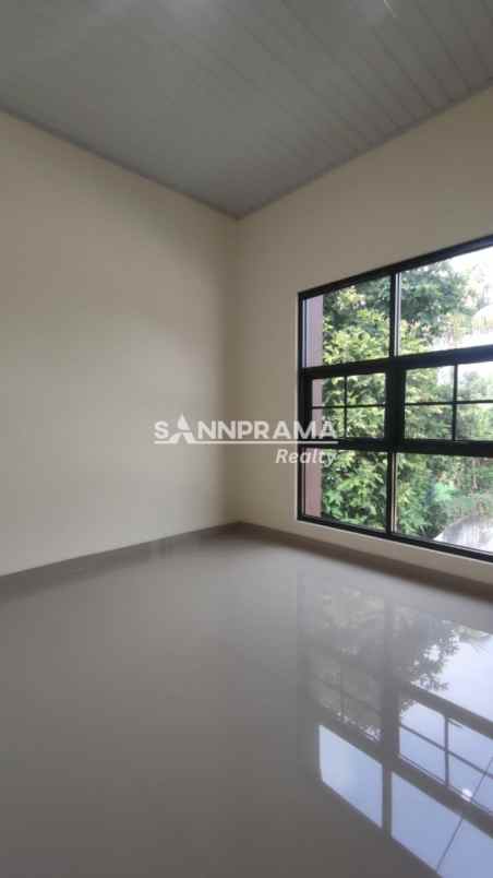 termurah rumah 2 lantai cluster jakarta timur rn