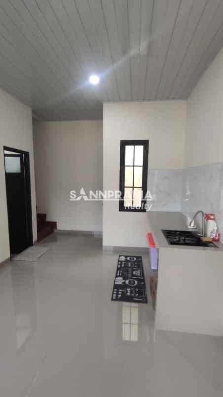 termurah rumah 2 lantai cluster jakarta timur rn