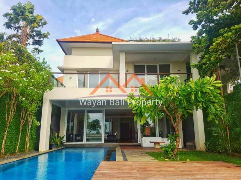 villa jalan wana segara