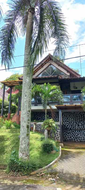 villa trawas grand trawas siap pakai furnish