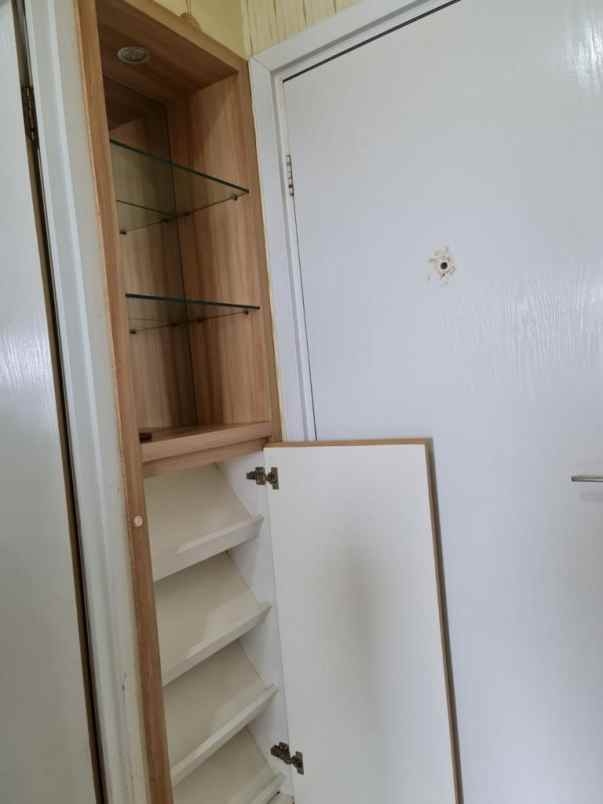 apartemen 2 br furnish siap huni di green pramuka mall