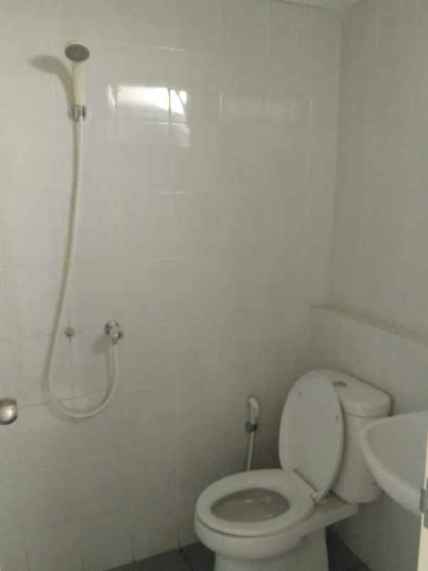 apartemen gunawangsa merr tower a