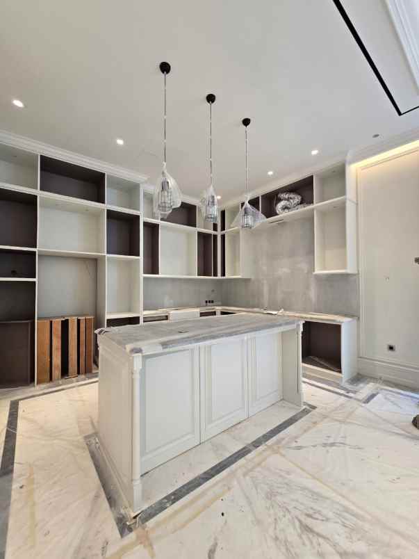 brand new luxury house siap huni di kebayoran baru