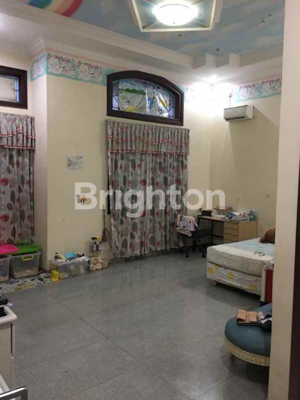 darmo hill 2 5 lantai ada r kantor interior cantik