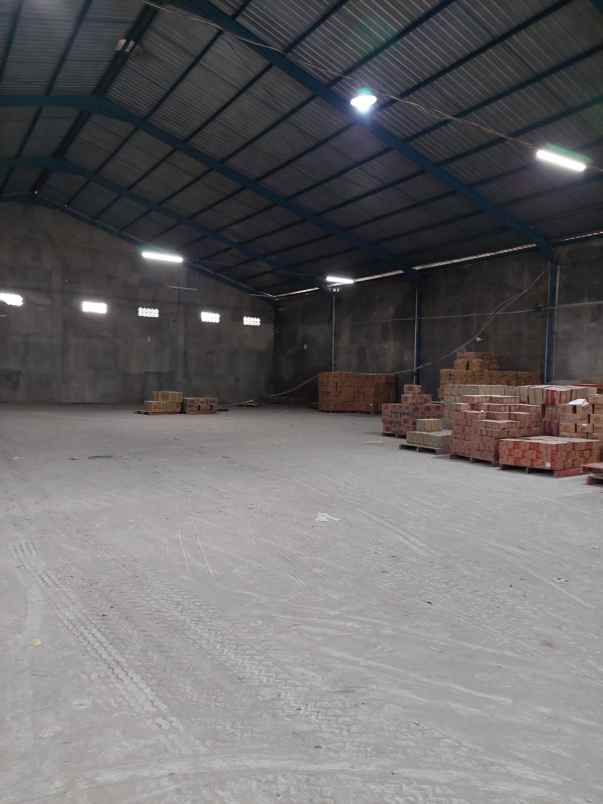 di sewakan gudang di ceper klaten