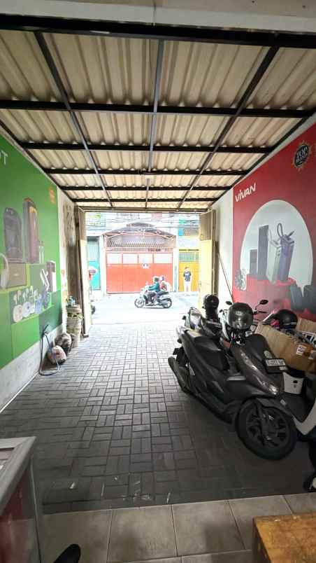 dijual 1 unit rumah 4 5 lantai grogol petamburan