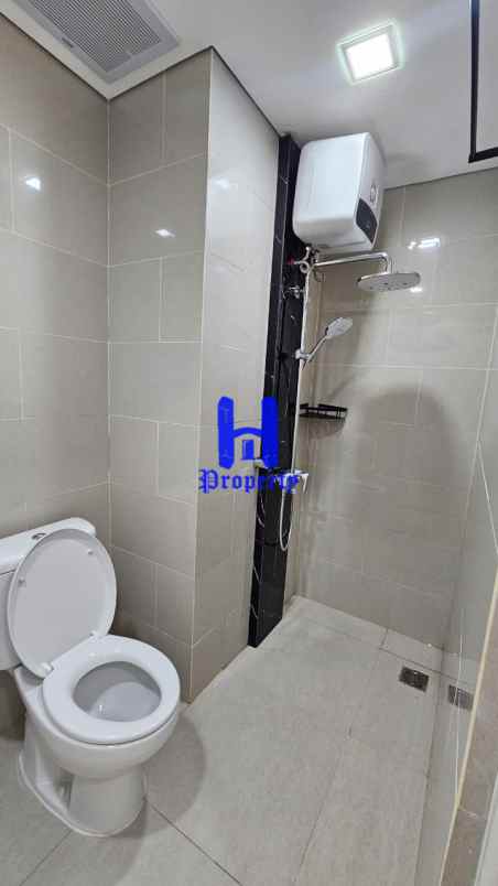 dijual apartemen apartemen podomoro city