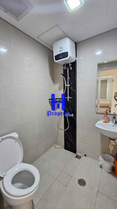 dijual apartemen apartemen podomoro city