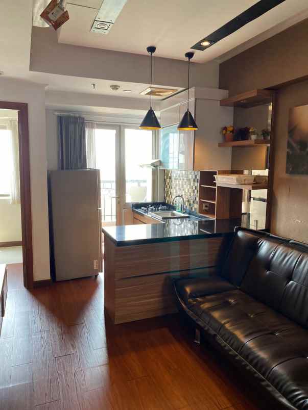 dijual apartemen waterplace pakuwon indah